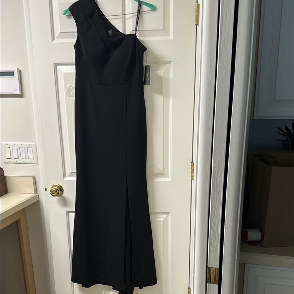 Vince Camuto Black One-Shoulder Sheath Dress